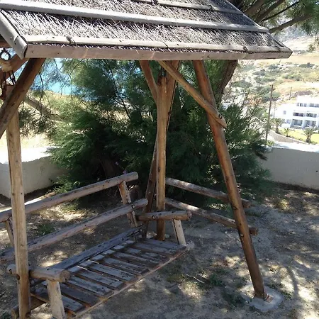 Guest house Avgerinos Paliochori 3*