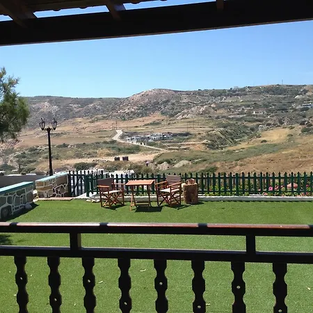 Guest house Avgerinos Paliochori 3*