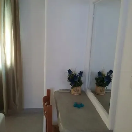 Avgerinos Paliochori Guest house