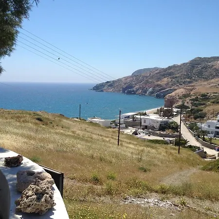 Avgerinos Paliochori Guest house 3*